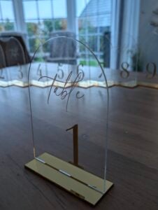 Home 7 Tischnummern mieten